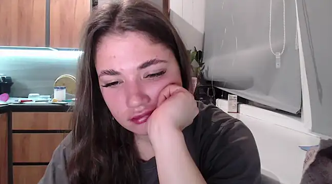 Snapshot of delightful_sofi chatting on 02-20-25, 07:52 delightful sofi online show from 02-20-25, 07:52