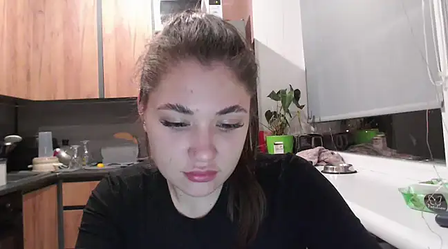 Snapshot of delightful_sofi chatting on 02-22-25, 06:52 delightful sofi online show from 02-22-25, 06:52