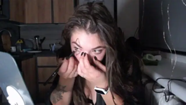 Snapshot of delightful_sofi chatting on 10-31-25, 09:27 delightful sofi online show from 10-31-25, 09:27