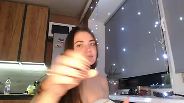 Snapshot of delightful_sofi chatting on 11-19-25, 06:41 delightful sofi online show from 11-19-25, 06:41