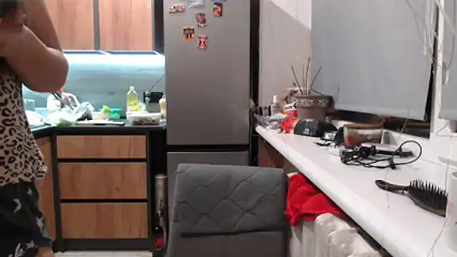 Snapshot of delightful_sofi chatting on 11-21-25, 07:12 delightful sofi online show from 11-21-25, 07:12