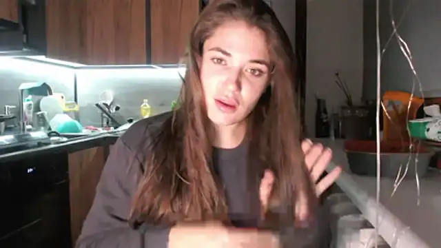 Snapshot of delightful_sofi chatting on 11-27-25, 07:27 delightful sofi online show from 11-27-25, 07:27