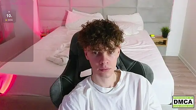 cute thomas online show from 02-04-25, 06:17