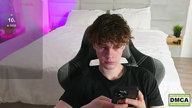 cute thomas online show from 03-11-25, 07:58