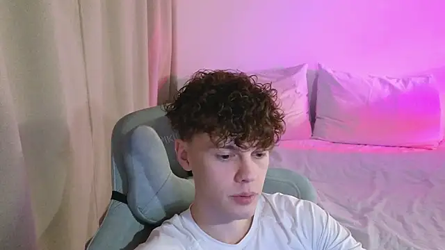 Snapshot of cute_thomas chatting on 03-16-26, 07:51 cute thomas online show from 03-16-26, 07:51