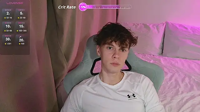 Snapshot of cute_thomas chatting on 04-21-26, 06:34 cute thomas online show from 04-21-26, 06:34