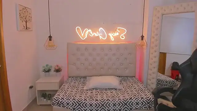 Snapshot of xiomara__cortes chatting on 01-31-25, 01:22 xiomara cortes online show from 01-31-25, 01:22