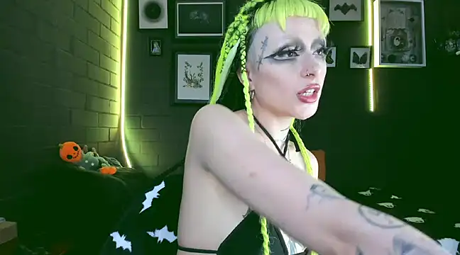 insania 9999  online show from 12-02-24, 08:33