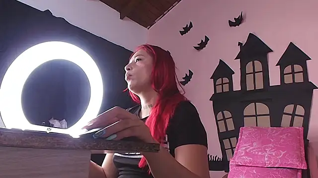 Snapshot of celeste_sea chatting on 10-23-25, 07:12 celeste sea online show from 10-23-25, 07:12