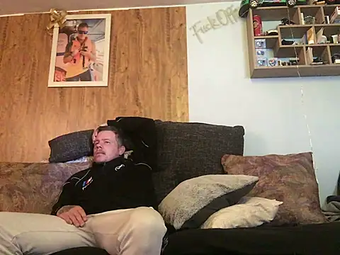 steveindahouse online show from 03-18-25, 09:09