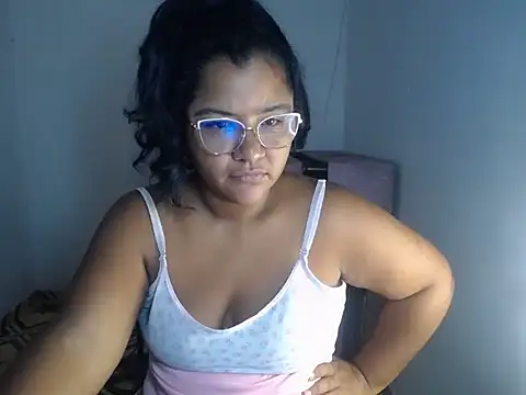 Snapshot of victoris chatting on 05-16-26, 01:32 victoris online show from 05-16-26, 01:32