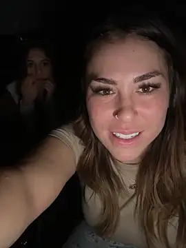 LeaGambit   online show from 01-09-25, 05:44