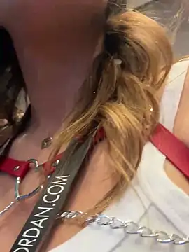 LeaGambit   online show from 01-24-25, 12:20