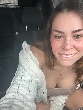 Snapshot of LeaGambit__ chatting on 02-19-26, 06:15 LeaGambit online show from 02-19-26, 06:15