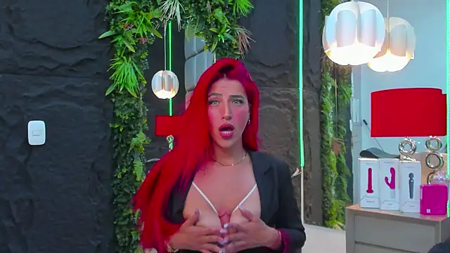 AllissaBrowm online show from 05-25-26, 08:37