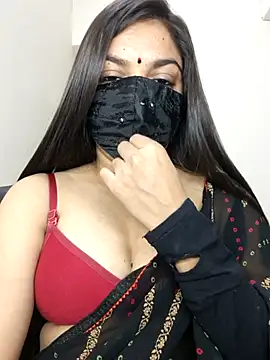 Snapshot of _desigori chatting on 11-17-25, 04:18 desigori online show from 11-17-25, 04:18