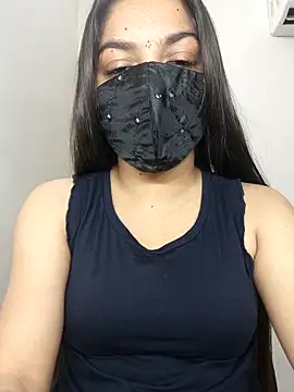 Snapshot of _desigori chatting on 11-18-25, 04:28 desigori online show from 11-18-25, 04:28