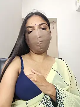 Snapshot of _desigori chatting on 02-03-26, 03:26 desigori online show from 02-03-26, 03:26