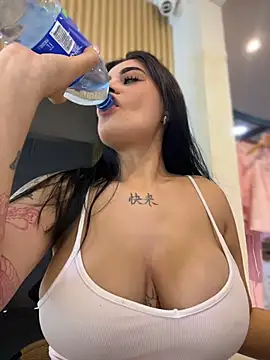 clarachanelricek online show from 03-12-26, 08:15