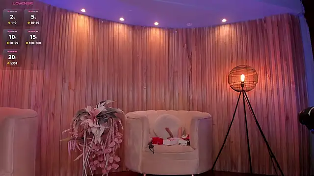 SophieBarnett online show from 02-25-25, 09:09