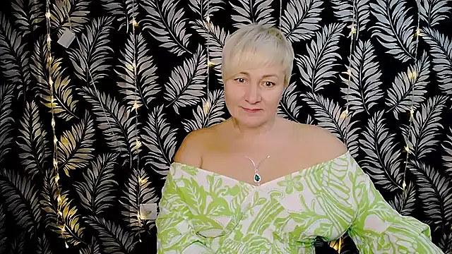 Olivia playful online show from 12-28-24, 03:15