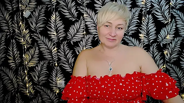 Olivia playful online show from 01-27-25, 05:15