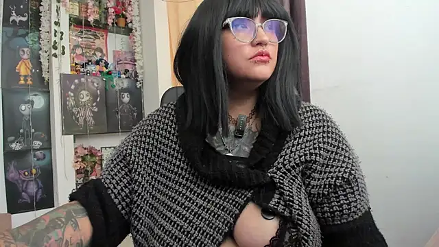 Snapshot of _Ali_Brinck_ chatting on 03-10-25, 02:59 Ali Brinck online show from 03-10-25, 02:59