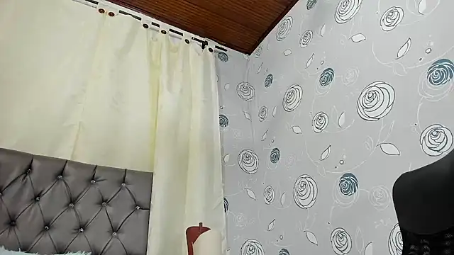 luna evaa online show from 02-12-25, 05:37