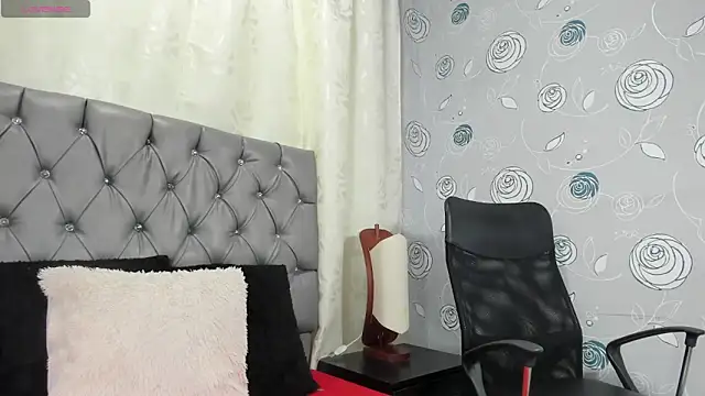 luna evaa online show from 01-14-26, 03:17