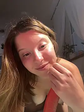 Snapshot of kimczii chatting on 03-18-25, 12:36 kimczii online show from 03-18-25, 12:36