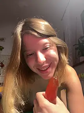 Snapshot of kimczii chatting on 09-24-25, 06:28 kimczii online show from 09-24-25, 06:28