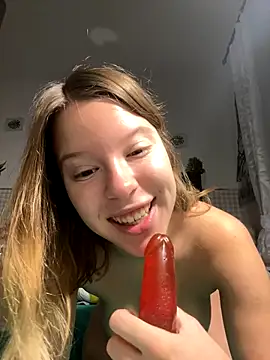 Snapshot of kimczii chatting on 11-04-25, 07:18 kimczii online show from 11-04-25, 07:18