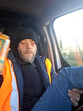 Snapshot of eddouxxx78 chatting on 01-13-25, 11:41 eddouxxx78 online show from 01-13-25, 11:41