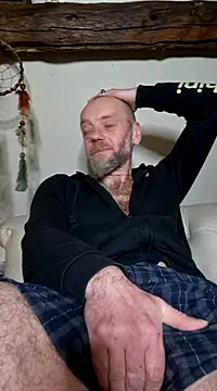 Snapshot of eddouxxx78 chatting on 03-13-25, 04:56 eddouxxx78 online show from 03-13-25, 04:56