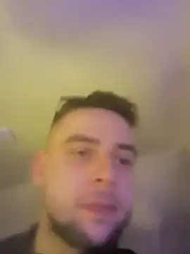 Snapshot of Youngtimer_1997 chatting on 02-23-25, 08:11 Youngtimer 1997 online show from 02-23-25, 08:11