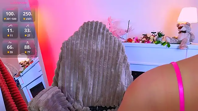 Snapshot of ___Emily___ chatting on 02-22-25, 07:34 Emily online show from 02-22-25, 07:34