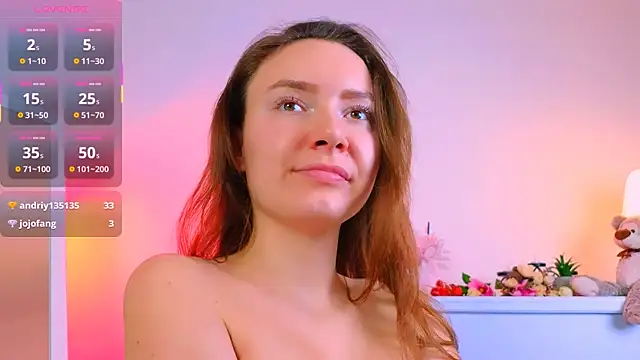 Snapshot of ___Emily___ chatting on 03-17-25, 11:21 Emily online show from 03-17-25, 11:21