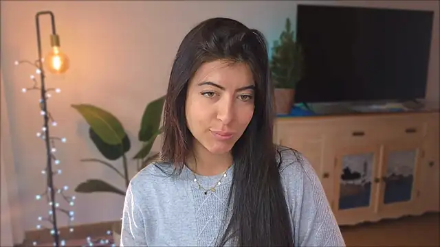 anabelcurvy online show from 12-20-24, 01:22