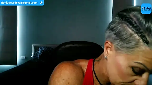 Snapshot of Devon2020 chatting on 07-18-26, 09:57 Devon2020 online show from 07-18-26, 09:57
