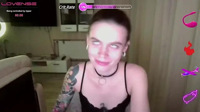 Snapshot of RinaDevil chatting on 03-06-25, 07:32 RinaDevil online show from 03-06-25, 07:32