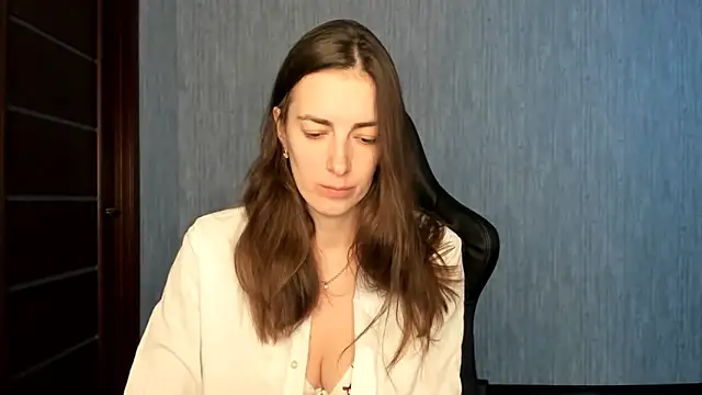 Sabrina Mur online show from 12-15-25, 11:58