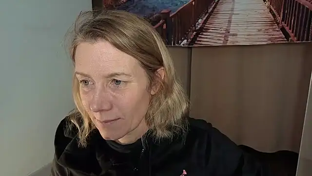 Lola Belgium online show from 04-14-26, 02:12