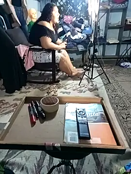 Snapshot of bbw_bigpussy69 chatting on 02-17-25, 12:43 bbw bigpussy69 online show from 02-17-25, 12:43