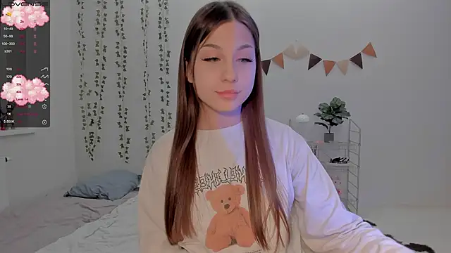 Snapshot of Mary_tiim chatting on 01-13-25, 07:21 Mary tiim online show from 01-13-25, 07:21