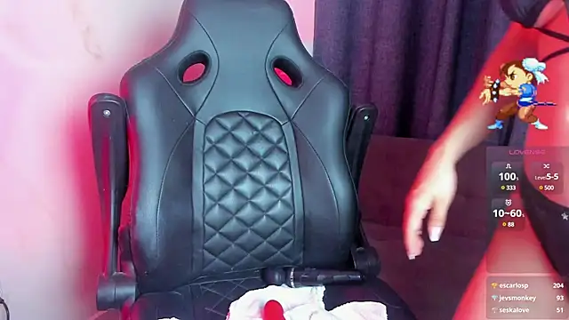 Snapshot of Roxy_clark chatting on 02-12-25, 09:52 Roxy clark online show from 02-12-25, 09:52