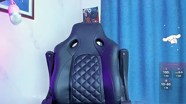 Snapshot of Roxy_clark chatting on 03-14-25, 01:35 Roxy clark online show from 03-14-25, 01:35