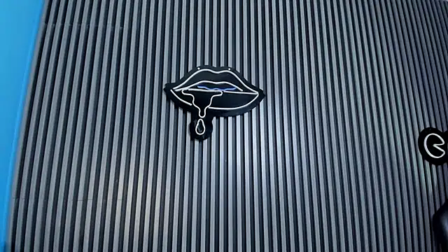 LauraAristizabal online show from 02-20-25, 06:57