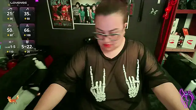 Snapshot of foxbell_lt chatting on 03-03-25, 05:09 foxbell lt online show from 03-03-25, 05:09