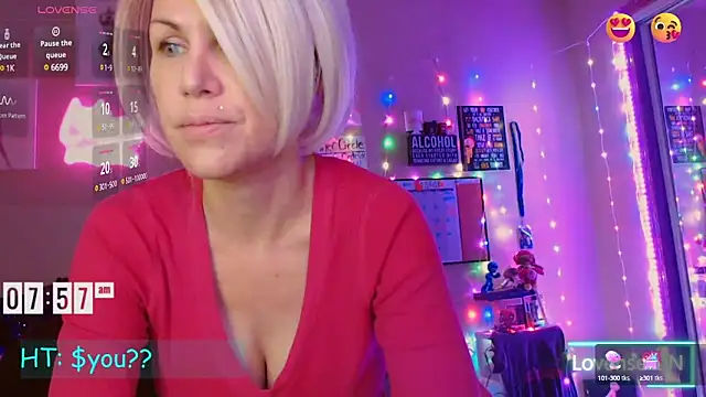 EmmaIsHere online show from 01-15-25, 02:56