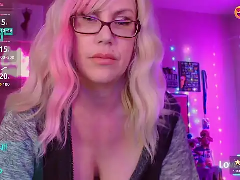 EmmaIsHere online show from 02-04-26, 02:23